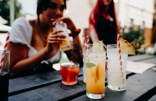 Cocktails & Girls - Trent Cash 2